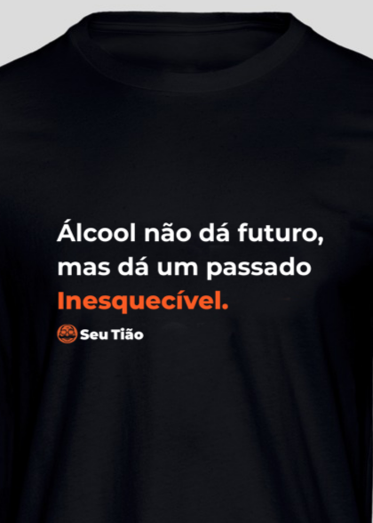 Camiseta Masculina Alcool não dá