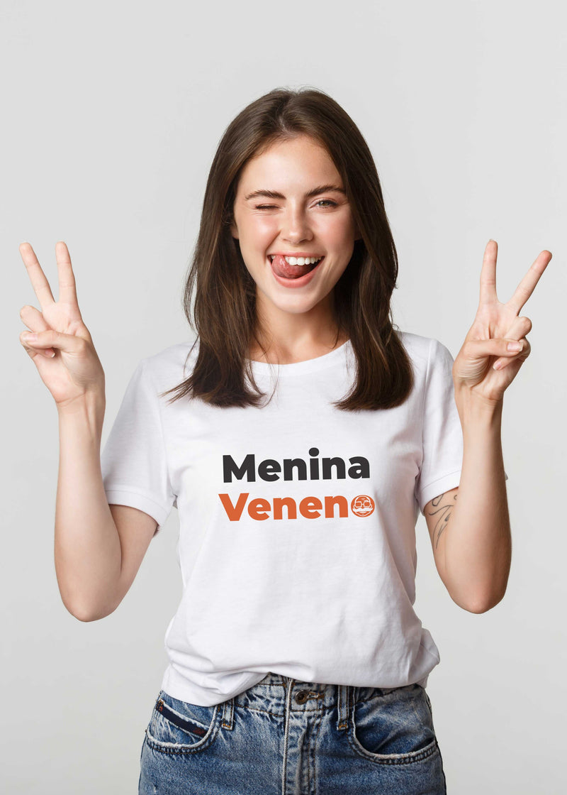 Camiseta Feminina Menina Veneno