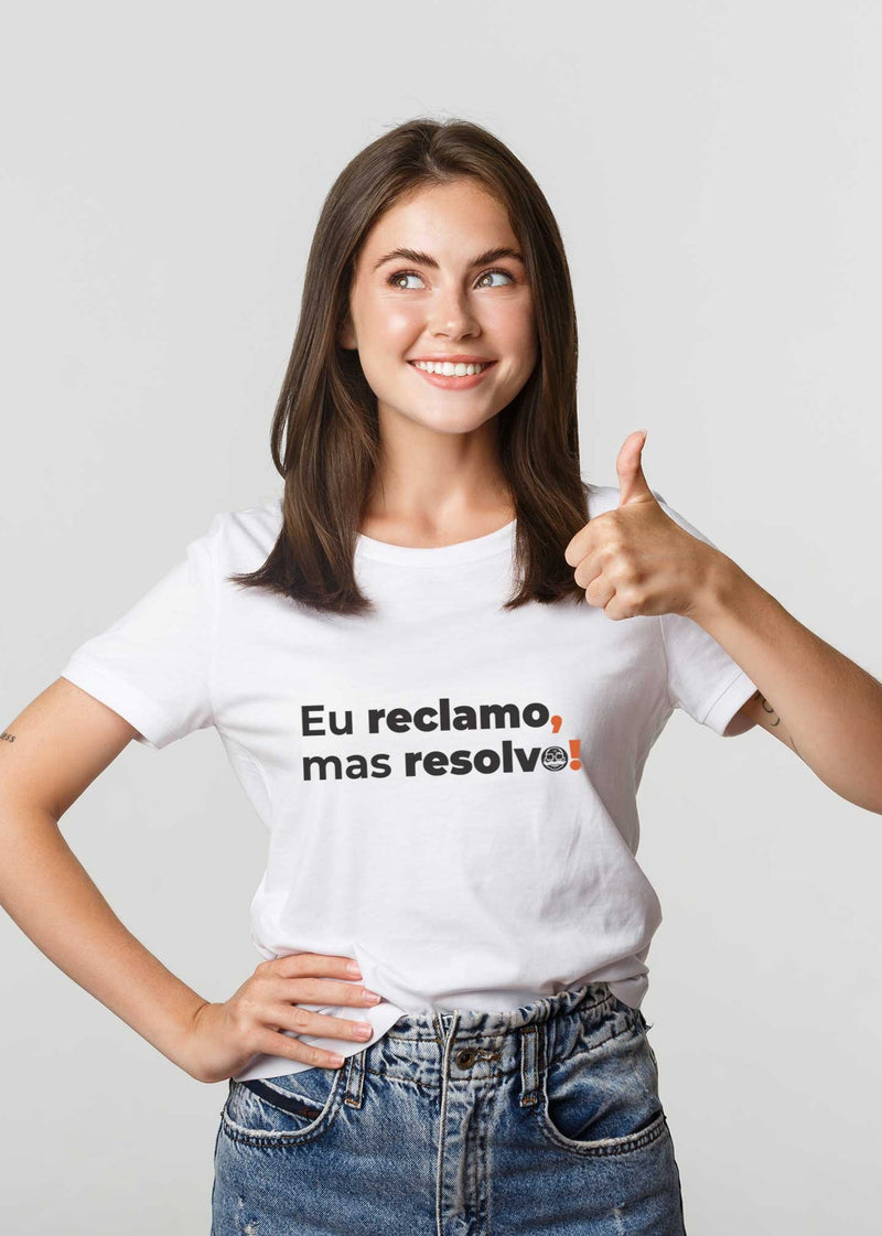 Camiseta Feminina Eu reclamo